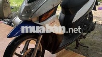 Honda Click 110 màu trắng đen