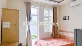 🔥PHÒNG STUDIO BAN CÔNG_THANG MÁY_FULL NỘI THẤT_GẦN CV HOÀNG VĂN THỤ
