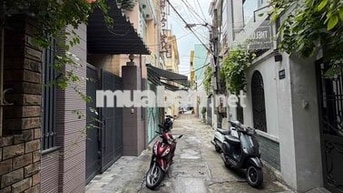 Cho thuê nhà sân vườn 2tầng rộng rãi ĐỐNG ĐA, Hải Châu, Đà Nẵng