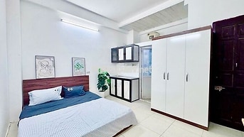 Studio thang máy Chùa Láng gần Ngoại thương 4tr3