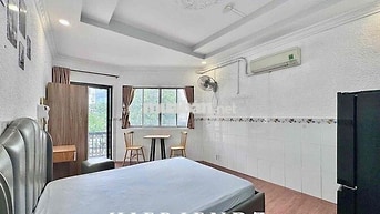 STUDIO BAN CÔNG CỰC XỊN SIÊU MỚI TRUNG TÂM