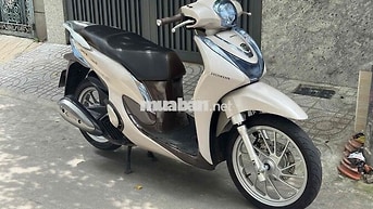 Honda SH Mode 2022 màu trắng nâu