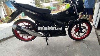 Suzuki Satria F150 150cc màu Đen