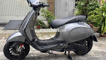 Piaggio Vespa 2015 3vie màu xám