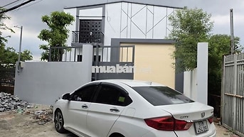 HOT- Bán Xưởng mới DT 500m2, đường xe tải, gần ngã 4 Hóc Môn - QL22