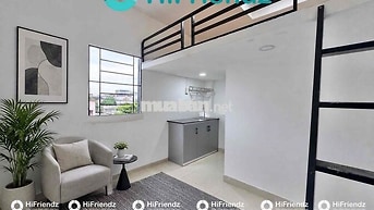 Bóc seal Duplex cửa sổ trời ngay Phạm Văn Đồng