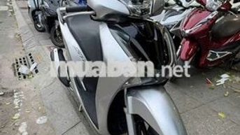 Honda SH 150 ABS 2018 bạc mới 90%