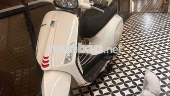 Piaggio Sprint 2025 150cc 2.200km Trắng