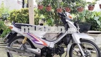 Honda Wave màu Bạc