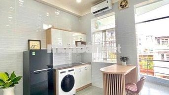 🔥🌷KHU PHAN XÍCH LONG🌷🔥GẦN HOÀNG SA TRƯỜNG SA 30M² CỬA SỔ TRỜI