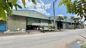 Cho thuê kho mặt tiền đường P. Linh Đông Thủ Đức 586 m2 chỉ 65 triệu.