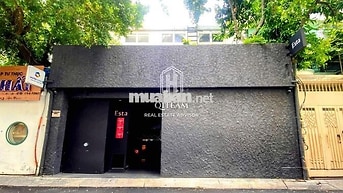 Nhà hàng - cafe 27 Trần Qúy Khoách, Q1. Dt: 8,5x24m, Kc: trệt 1 lầu