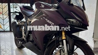 Honda CBR150R 2023 Tím 4.649 km