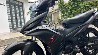 Xe máy Hàn Quốc Exciter màu đen nhám