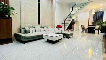 246✨ 🏡 CHO THUÊ NHÀ 3 TẦNG 2 MẶT KIỆT Ô TÔ 6M – ĐƯỜNG ĐIỆN BIÊN PHỦ