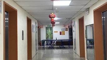 Bán chung cư mặt phố Võ Chí Công, Tây Hồ, Dt 75m2, 2ngủ, giá 6.7 tỷ.