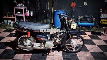 Honda Dream 100cc màu Đen