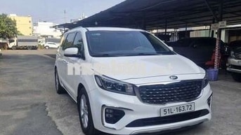KIA SEDONA 2019 FULL TRẮNG 7 CHỖ