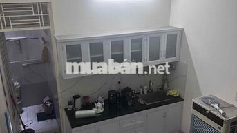 Cho thuê nhà nguyên căn mặt tiền đường Phạm hùng 3 lầu