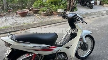 Yamaha Sirius 2016 màu trắng