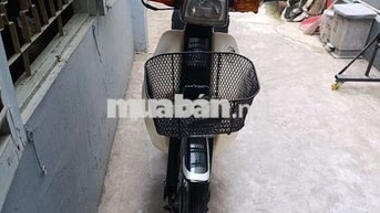 Honda Super Cub màu xanh đen