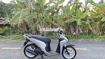 Honda Vision 2020 màu Bạc đen