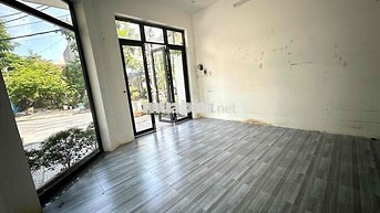 Cho thuê mặt bằng góc 2 mặt tiền vừa ở vừa kinh doanh khu Mỹ An gần Lê