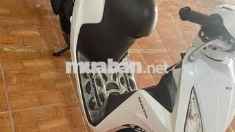Honda Vision 2015 màu trắng