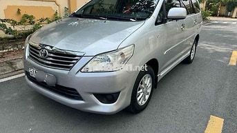 Toyota Innova 2013 E 7 chỗ Bạc