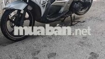 Yamaha Nouvo SX màu Trắng đen