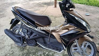 Honda Air Blade màu nâu đen