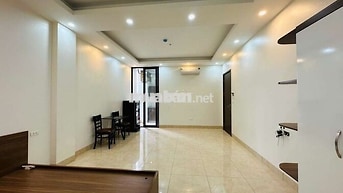 Khai trương CCMN 30m2, bếp tách riêng, ban công tại Mễ Trì Thượng