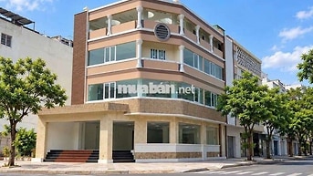 CHO THUÊ  NHÀ  GÓC 2 MT T,ÊN L,ỬA BÌNH  TRỊ ĐÔNG BÌNH TÂN 270TR THÁNG 