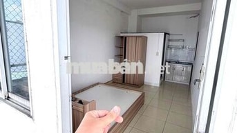 phòng trọ ngay ngã ngã tư bốn xã ban công lớn