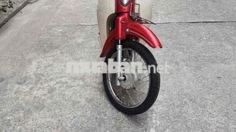 Honda Cub 50cc màu Đỏ trắng