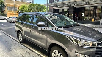 Toyota Innova 2.0G Xám 7 chỗ xăng