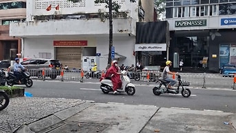 Bán nhà 360/6 Nguyễn Thị Minh Khai, phường 5, quận 3, Dt: 5x3m