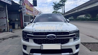Ford Everest Platinum 2.0L 4x4 AT 2025 - 1 Tỷ 490