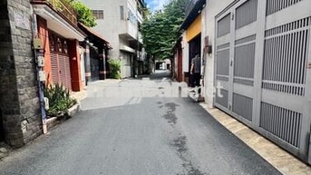 Huỳnh Văn Bánh | 62m2 | Ngang hơn 4m | 3 bước ra hẻm xe hơi | Nhỉnh 6Đ