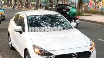 Mazda Mazda 2 Tự động Trắng
