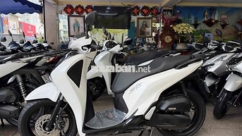 Honda SH 125i 2017 Trắng Đen BSTP Chính Chủ