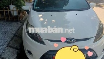 Ford Fiesta 2011 Tự động Trắng