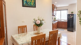 Chỉ 11,5 Triệu - Căn Hộ TP Giao Lưu Gần 70m2, 2PN Full Đồ, Vào Ở Ngay