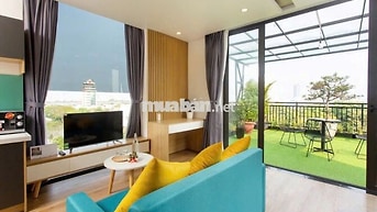 Cho thuê căn hộ tầng thượng view Cầu Rồng gần Monarchy - 12tr/th