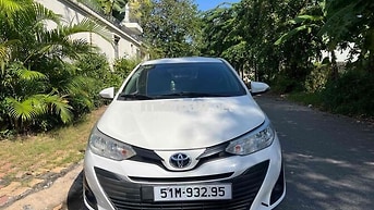 Toyota Vios E 5 chỗ màu Trắng
