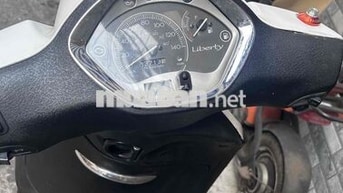 Piaggio Liberty 125 màu trắng