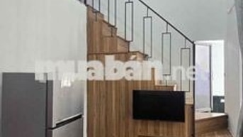 Cho thuê căn nhà sân vườn gần biển Tân Trà , gần sông Cổ Cò