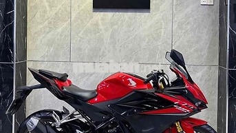 Honda CBR150R Đỏ đen