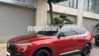 VinFast Lux SA 2019 Plus