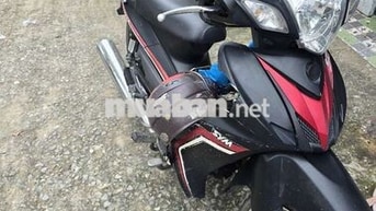 Xe máy số SYM 50cc màu Đen đỏ